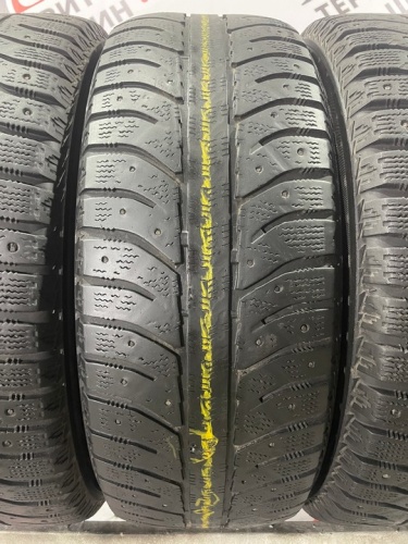 Bridgestone Ice Cruiser 7000 R16 205/60