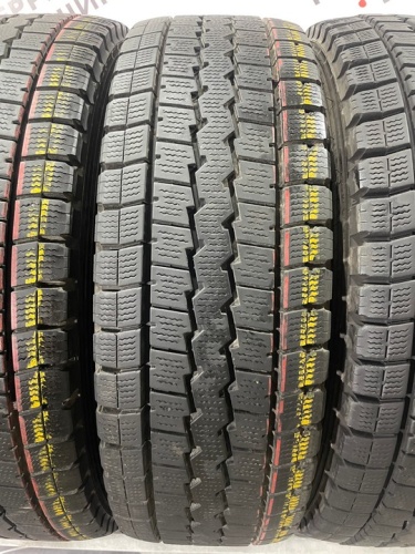 Dunlop Winter Maxx LT03 R16 205/70