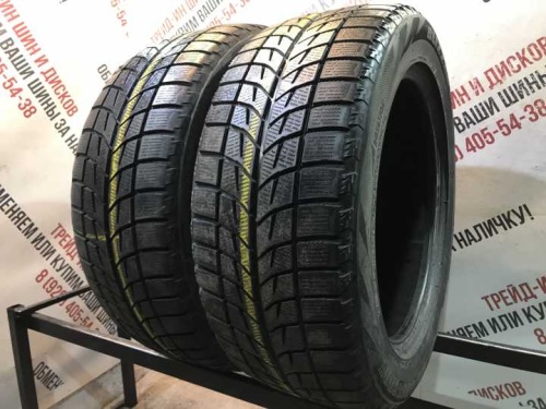 Bridgestone Blizzak WS60 R17 235/55.