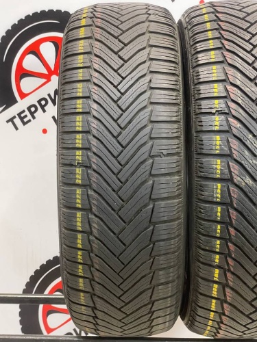 Michelin Alpin 6 R17 215/60
