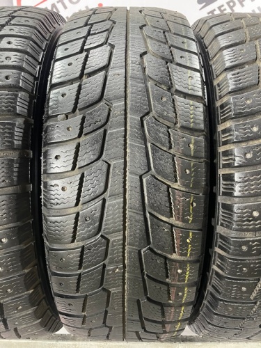 Michelin Latitude X-Ice North R17 215/60