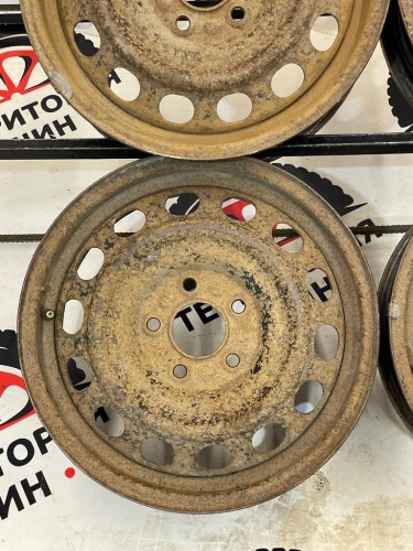 Диски штампованные 16 5*114,3 6,5J ET50 ЦО 67,1