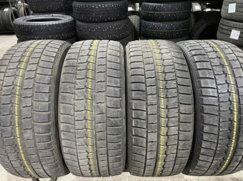 Dunlop Winter Maxx WM01 R18 245/45