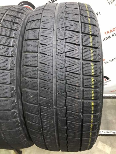 Bridgestone Blizzak Revo GZ R17 215/50