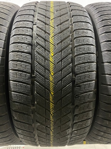 Zmax Winterhawke II R21 285/40