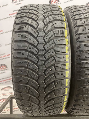 Bridgestone Blizzak Spike-01  R16	205/55