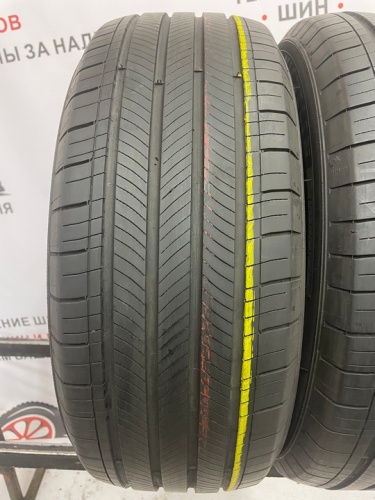 Michelin Primacy Tour A/S R17 215/55 94V