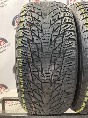 Nokian Hakkapeliitta R2 R 17 235/55
