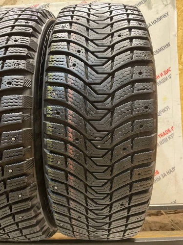 Michelin X-Ice North 3 R17	215/60