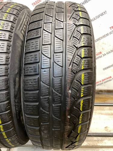 Pirelli Winter Sottozero 210 Serie II  R17	205/65
