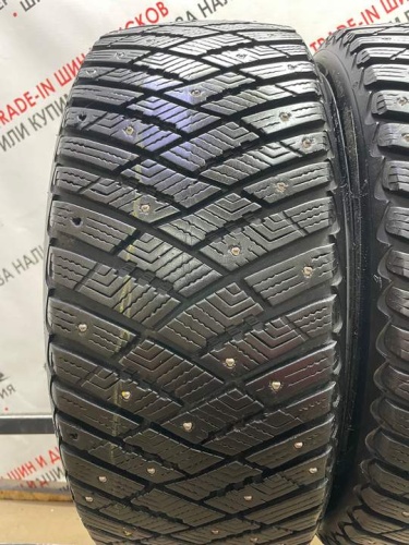 Goodyear ultragrip R18 225/45