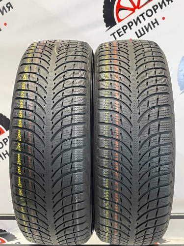Michelin Latitude Alpin LA2 R16 215/70