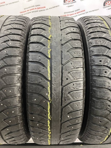 Bridgestone Ice Cruiser 7000  R17 225/65
