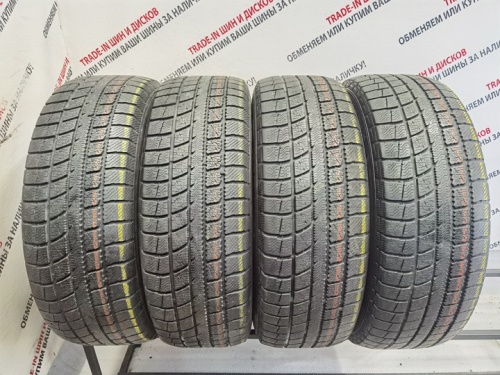 Toyo Winter Tranpath MK3 R17 215/60