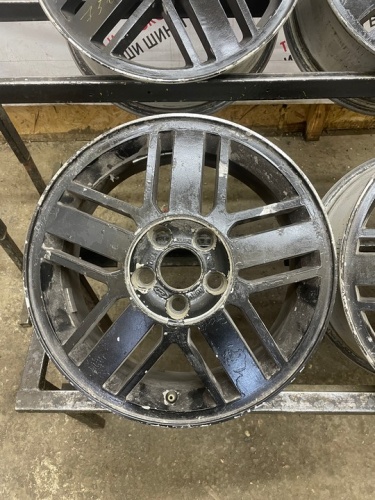 Литье Форд R16 5*108 ЦО 63.3 ЕТ52.5 6,5J