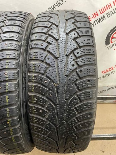 Nokian HKPL C R17 215/60